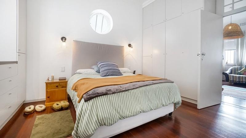 1 Bedroom Property for Sale in Gardens Western Cape